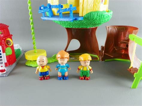 Pbs Kids Sprout Caillou Treehouse Fort Clubhouse Car House Rosie Leo