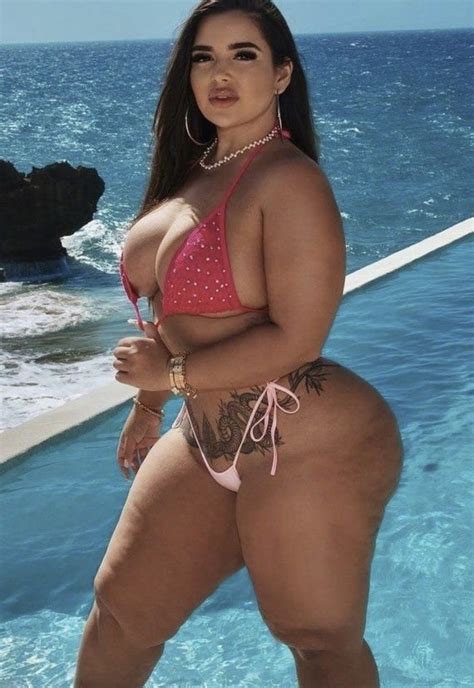 4 X 6 NUDE CURVY MODEL 021588 BOOTY