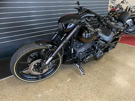 Harley Davidson Fxse Cvo Pro Street Breakout Cruiser Jbfd