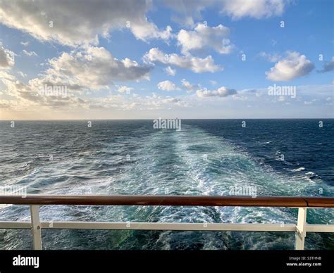 Aft view of a cruise ship Stock Photo - Alamy