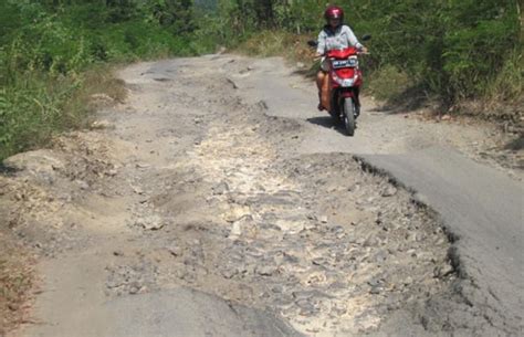 Pemkab Pasuruan Alokasikan Rp M Untuk Perbaiki Akses Wisata