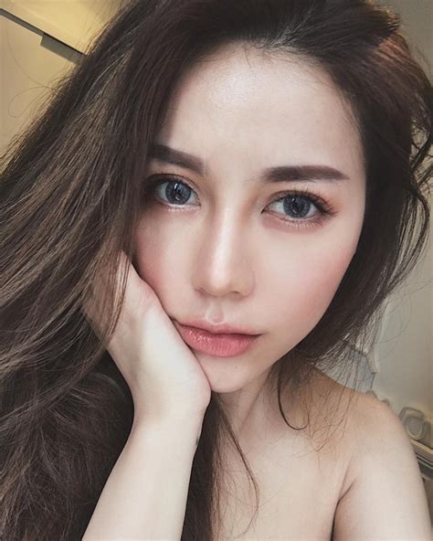 H I B N Th N N M R Nhau Di N Bikini Khoe Body N Ng B Ng T C Instagram