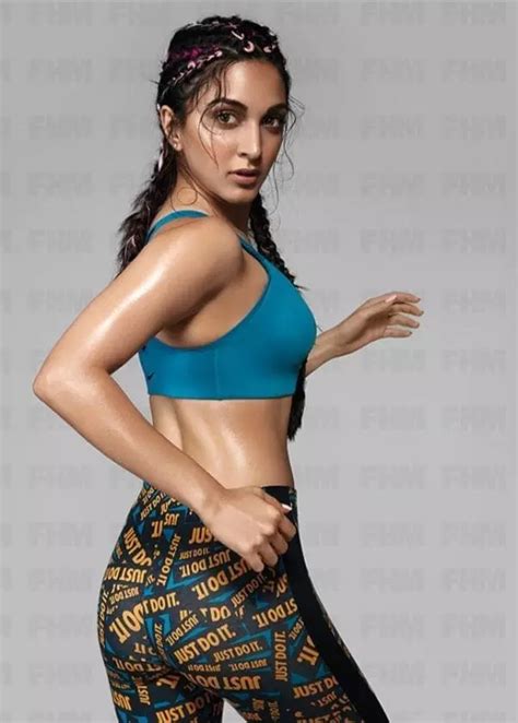 Hot Kiara Advani Almost Nude Photos ThBlog