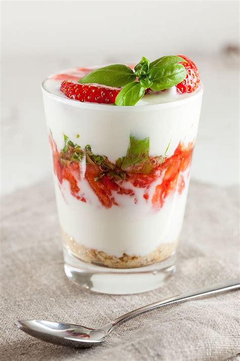 Aardbeien Yoghurt Toetje Ohmydish