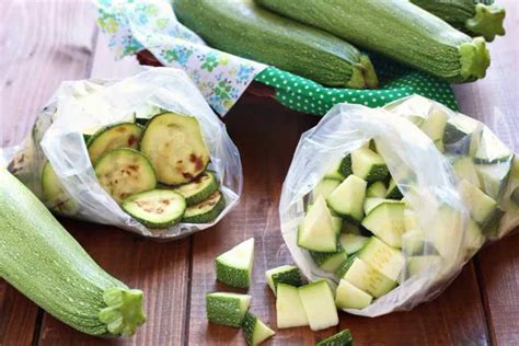 Que Faire Avec Une Courgette G Ante Comment La Conserver