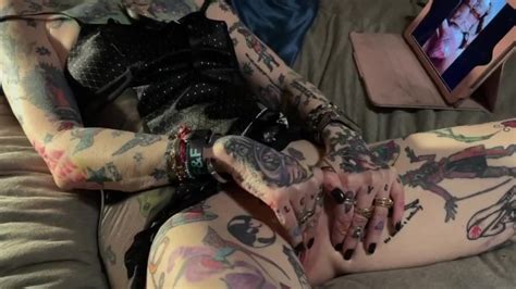 MILF éjacule Pour Branler La Vidéo Pornhub