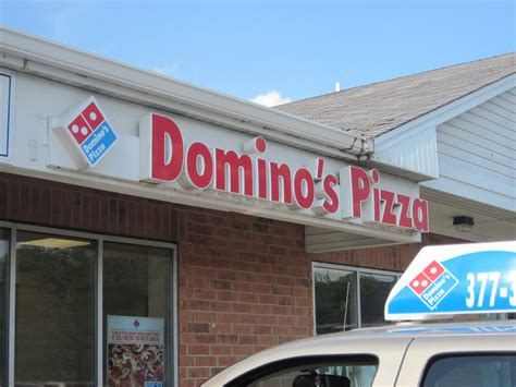 St. Charles Domino's Employees Bound During Robbery | St. Charles, IL Patch