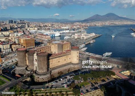 Downtown Napoli Photos And Premium High Res Pictures Getty Images