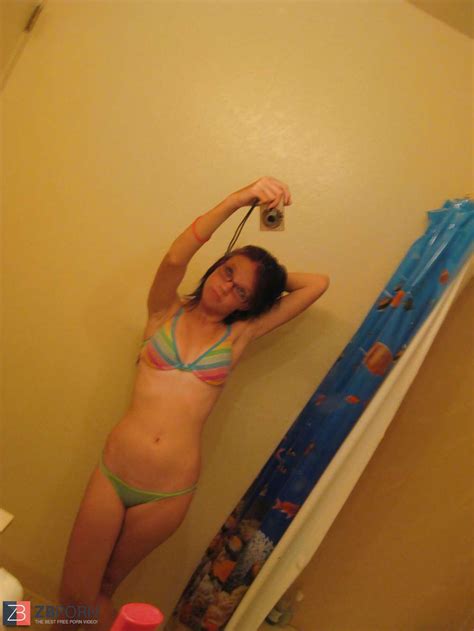 Teenager Se Prend En Pic Zb Porn