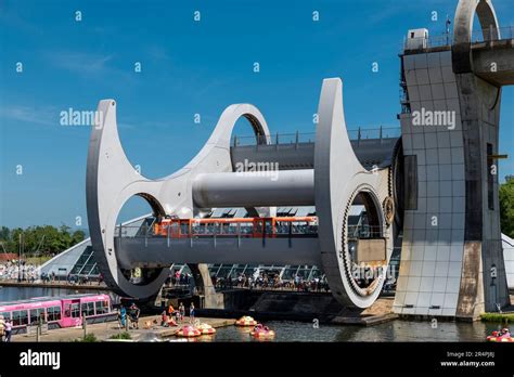 The Falkirk Wheel Stock Photo - Alamy