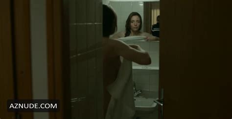 SNOW NUDE SCENES AZNude