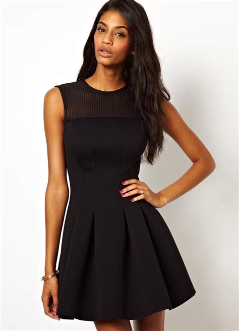 Платье-колокольчик