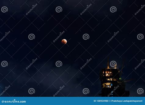 Lunar Eclipse - Super Blue Blood Moon Eclipse Stock Photo - Image of ...