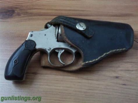 Pistols Old 32 Pistol