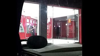 De Puta Entrando Al Cajero XVIDEOS