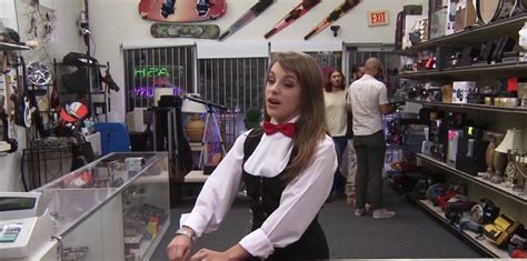 Kimmy Granger Is Dressed As A Magician While Sucking ZB Porn