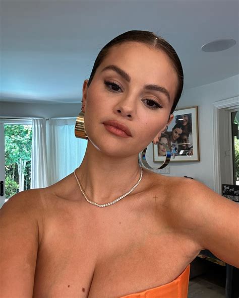 Selena Gomez Goes Nude Under Just A Towel As She Enjoys Breakfast In Bed In Candid New Photo