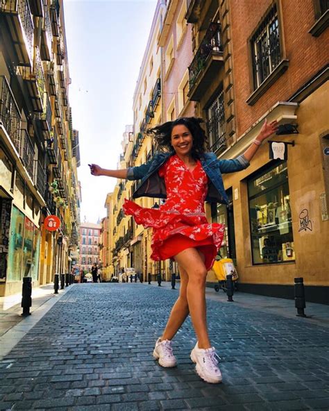 Hot Sexy Sari Aalto Bikini Pics