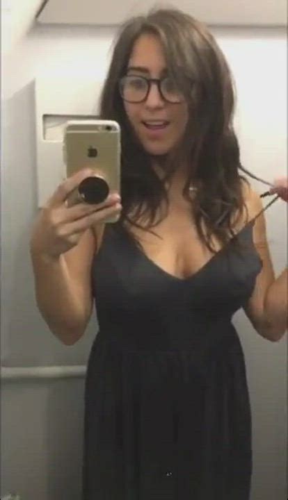 EXTREMELY HOT BABE STRIPPING HER CLOTHES AND RECORDING HERSELF NUDE MUST WATCH LINK IN