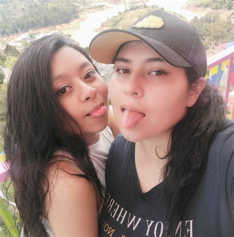 Lincy and hanna Web Kamerası Şovu Gay Chat Cam