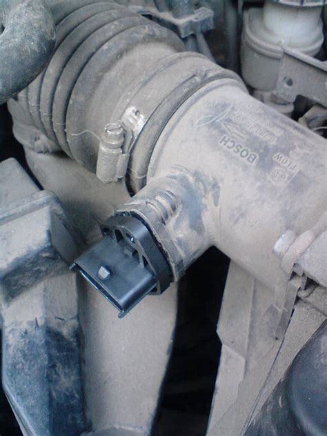 Замена датчика массового расхода воздуха Nissan Almera · FAQ Nissan ...