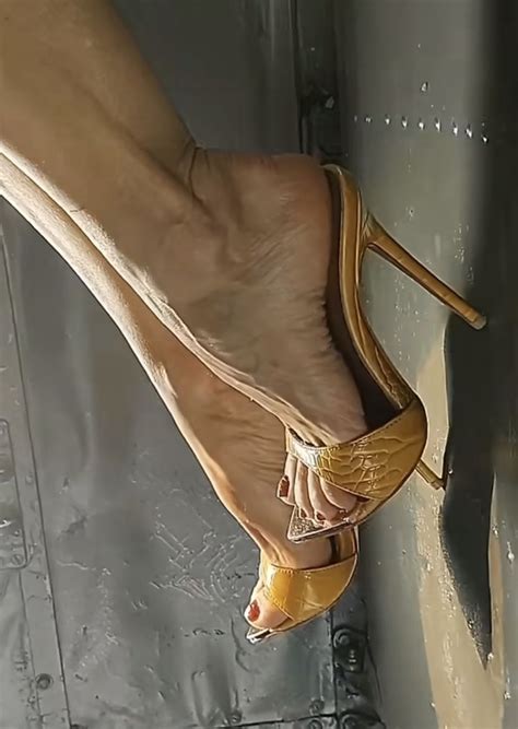 Sexy Legs And Heels Hot Heels Black High Heels High Heel Mules Heeled Mules Halle Berry