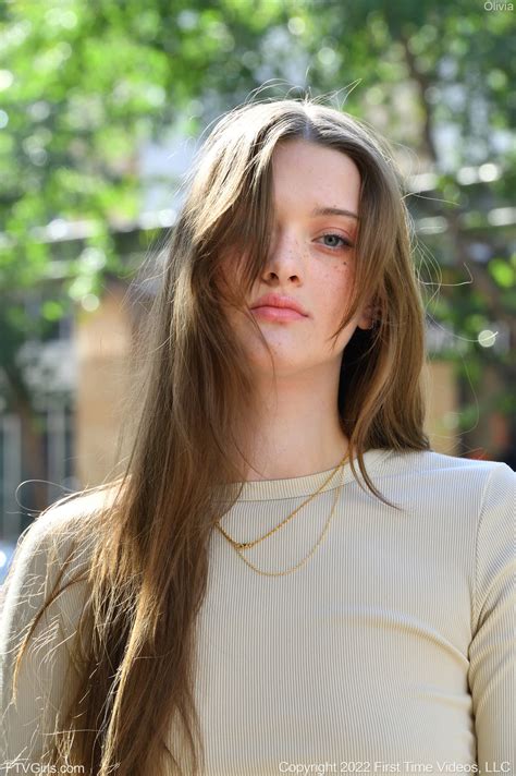 Naughty Glamour Babe Olivia Flashes A Pantyless Upskirt In Public Coedcherry