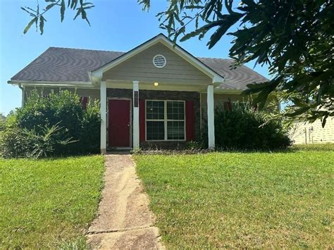 6411 Avery St Sw Covington Ga 30014 See Est Value Schools And More