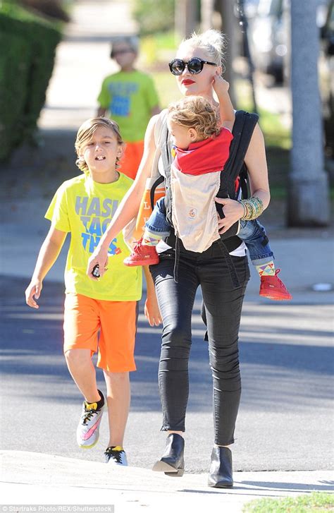 Gwen Stefani Says She Would Be Blessed With A Gay Son Daily Mail Online