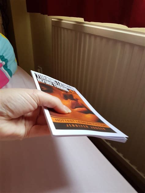 Turning Lesbian Before Turning Hottest Lesbian Fiction Ebook Jagger Jennifer Amazon Co