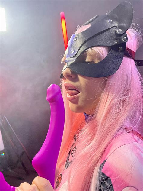 Cosplay Girl With Double Strapless Dildo By DarkMurFree Photographer Nudes NSFWCostumes