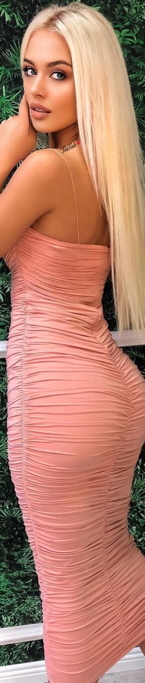 Téa Tosh Amina Shena Dollapi teatosh Coral fashion Beautiful blonde Hot blondes