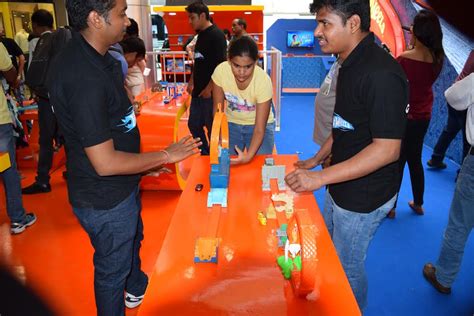 Bengaluru Unveils Hot Wheels Surf Turf Car Made Of Over Hot Wheels Model Cars