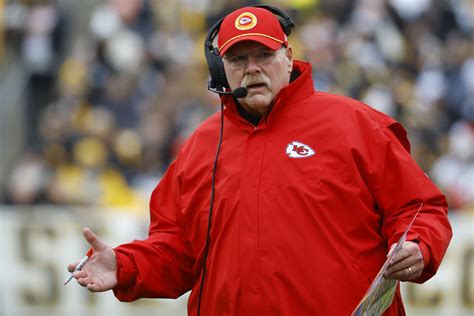 NFL Analyst Ranks League's 10 Best Coaches In 2025 - The Spun