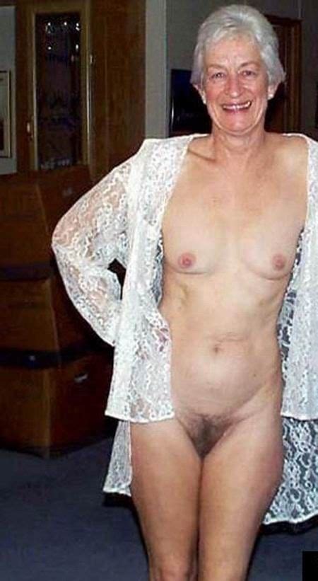 Very Old Amateur Grannies Showing Off Porno Fotos XXX Fotos Imagens