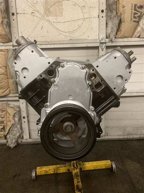 Chevrolet 350 Vortec Engine