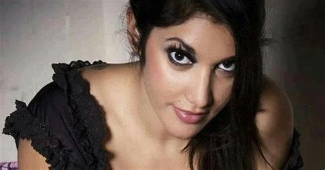 લગનમ મળલ આટન ચદ નખ Gujarati Sex Story