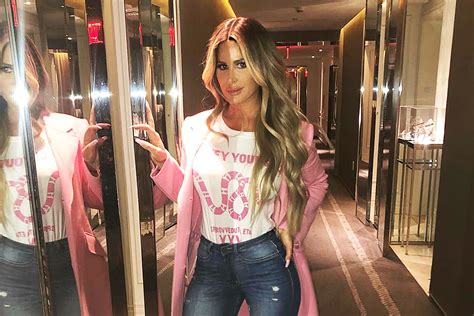 Kim Zolciak Biermann S Bare Butt Booty In Thong Bikini Photos