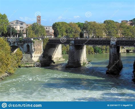 Historic Bridge To Island On River Stock Image Image Of Italy Bridge