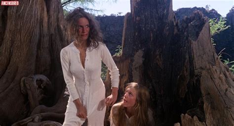 Amanda Plummer Nude Pics Page 1