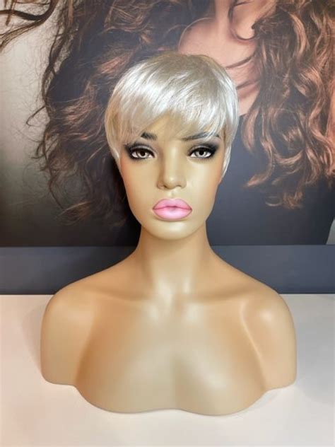 LOTTIE PLATINUM BLONDE PIXIE WIG WIG