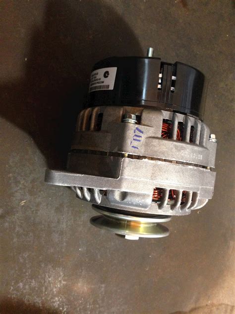 Генератор на 110А от ВАЗ 21214 на ВАЗ 2121 — Lada 4x4 3D, 1,7 л, 1978 ...