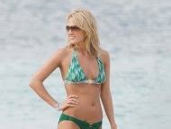 Naked Carrie Underwood Added By Gwen Ariano