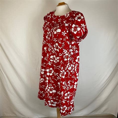 Hilo Hattie Dresses Vintage Hilo Hattie M Short Muumuu Dress Hawaiian Hibiscus Floral Made