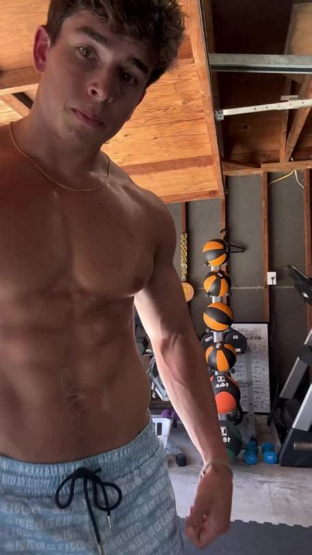 Video Tagged With Pecs Gay Abs Pecs Best Pecs On Tumblr