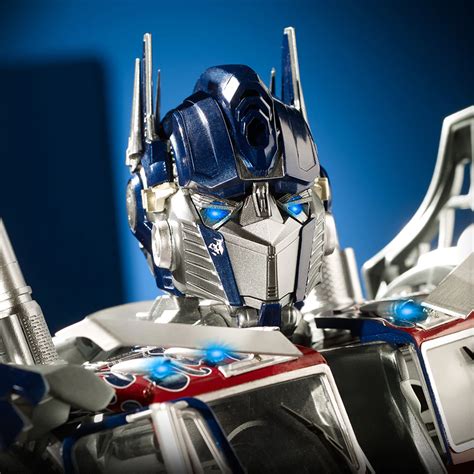 Transformer Optimus Prime - Maqueta | Planeta DeAgostini