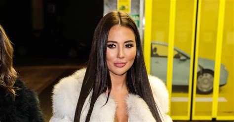 Wow Yazmin Oukhellou Shows Off Incredible Body In Sexy Lingerie