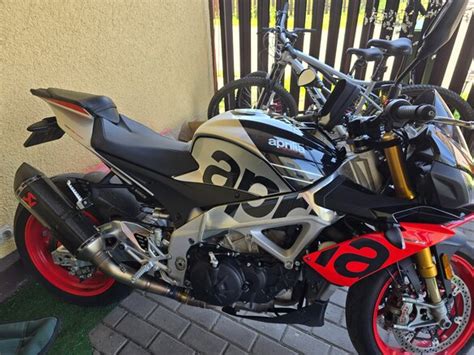 Купить б у Aprilia Tuono V4 инжектор в Москве серебристый naked bike 2019 года на Авто ру ID