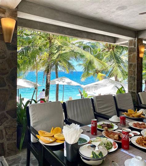 Tour đảo hot nhất Nha Trang hè này Có bãi tắm chả khác gì Hawaii toàn hot girl kéo đến check