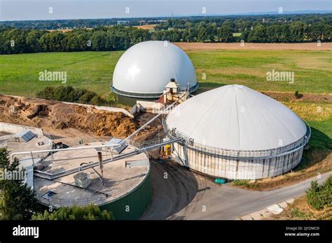 Biogas Plant Gas Storage With Dome Fermenter Tanks For The